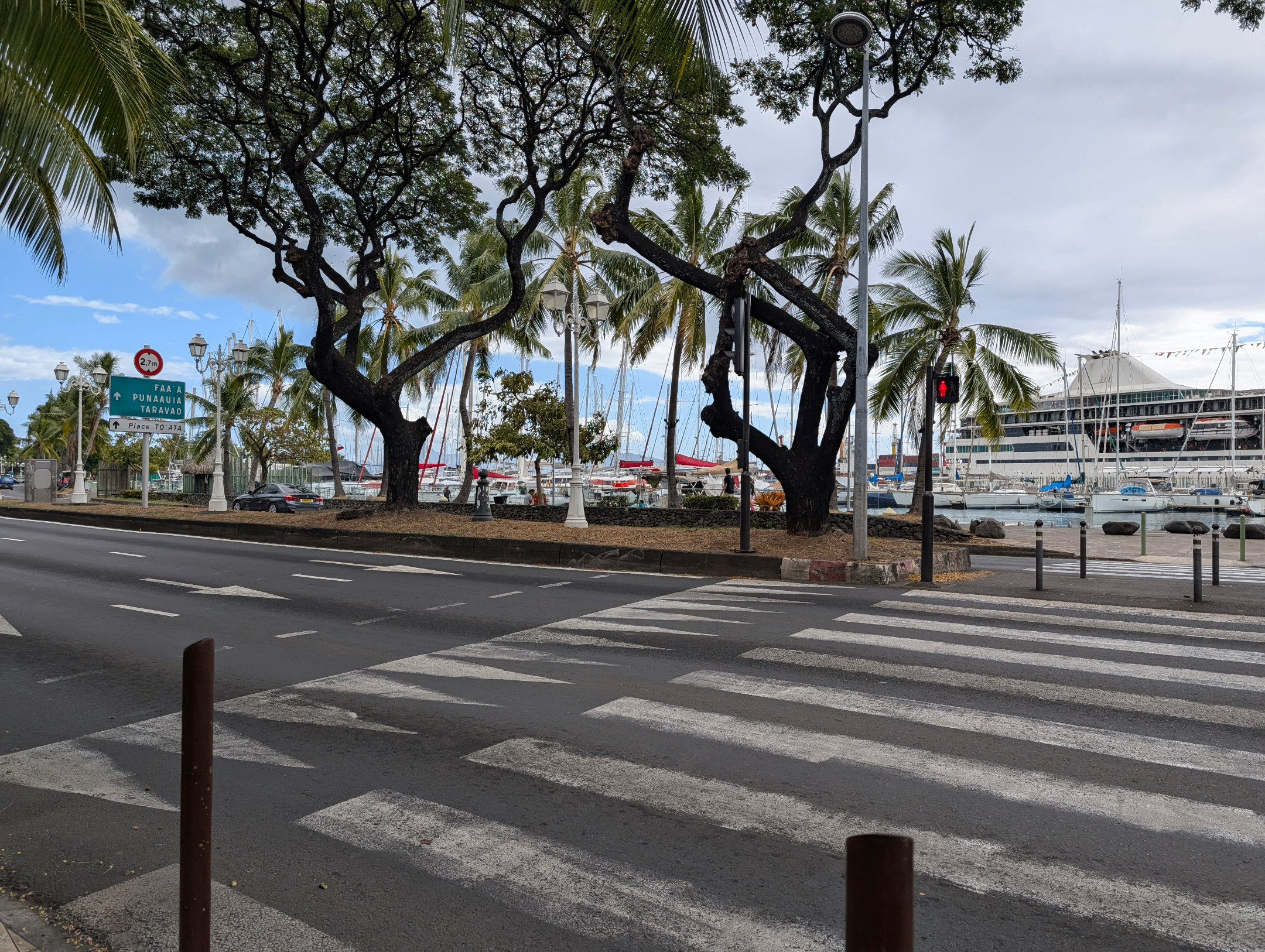 downtown papeete pedestrian crossing near vaima shopping centre
